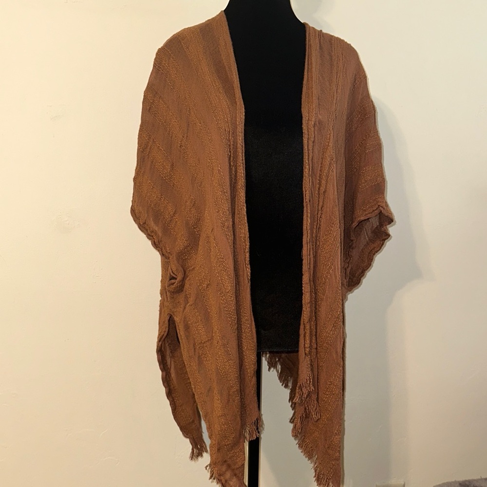 Steve Madden Poncho/Shrug